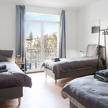 Апартаменты Feworld Living - Center *