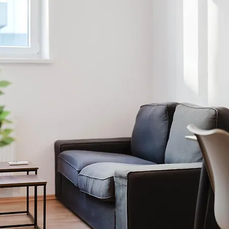 Feworld Living - Center *