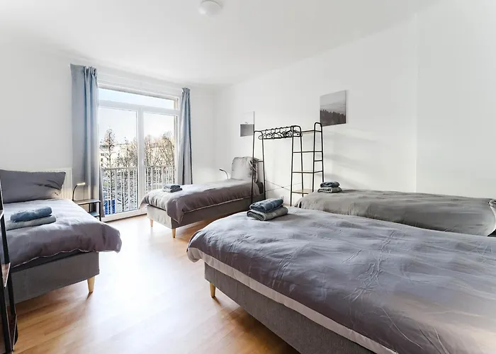 Feworld Living - Center Apartment *