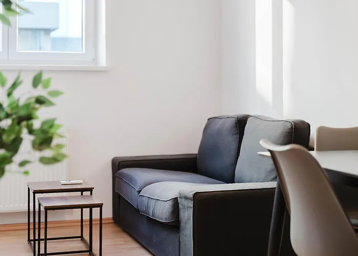 Feworld Living - Center *