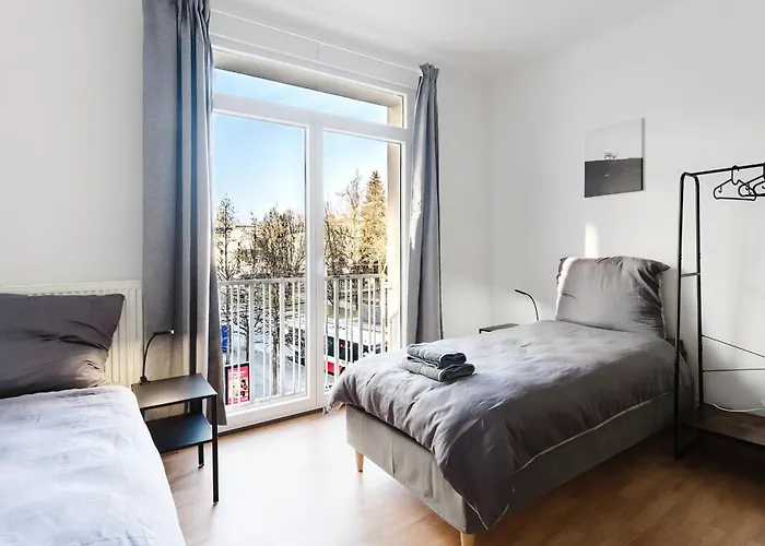 Feworld Living - Center Apartment *