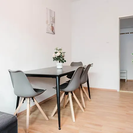 Feworld Living - Center Lägenhet *